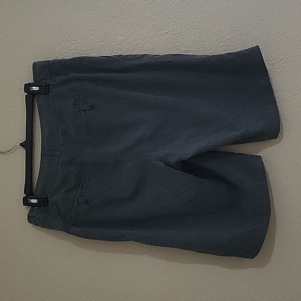 Mens Short - Picture 4 of 6